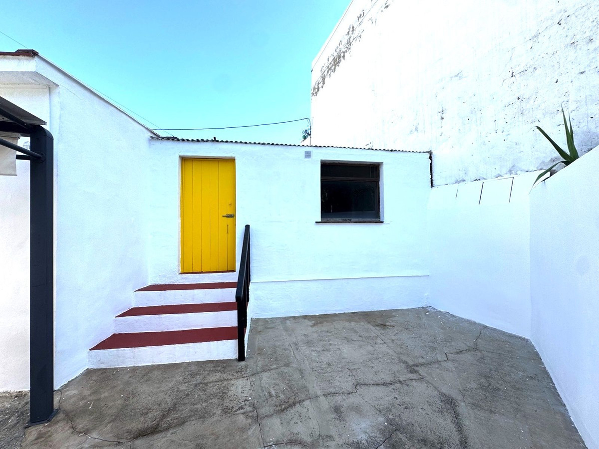 Se vende Adosada de 2 dormitorios en Costa Del Sol, Cadiz, España