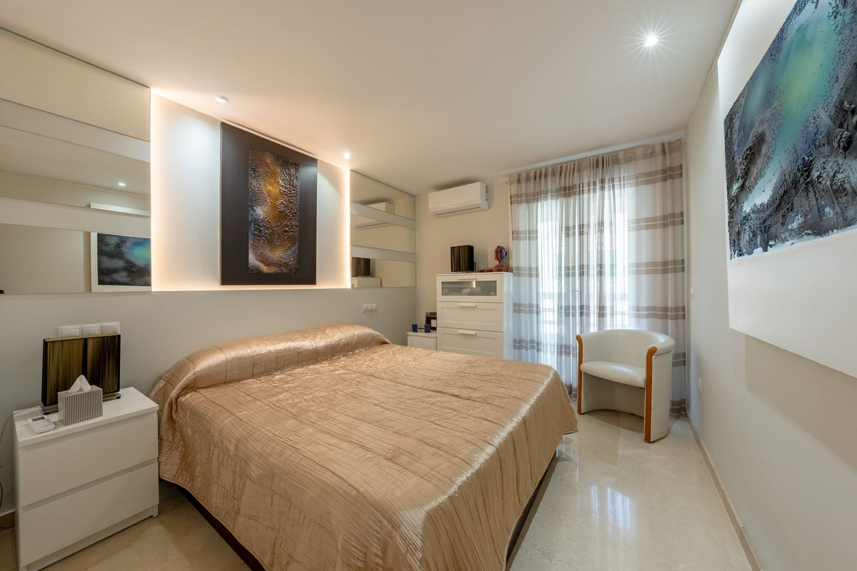 2 Bed Apartment for sale in Marbella Costa Del Sol, Málaga, Spain
