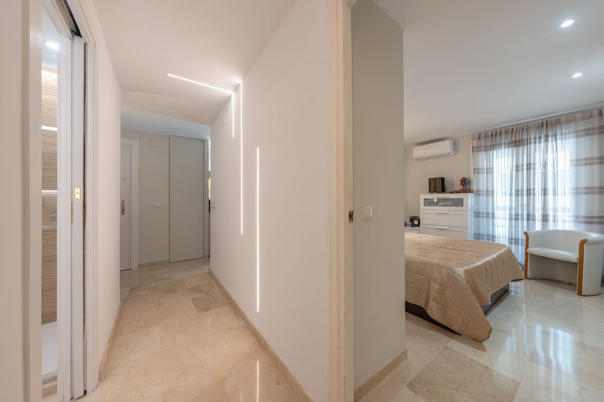 2 Bed Apartment for sale in Marbella Costa Del Sol, Málaga, Spain