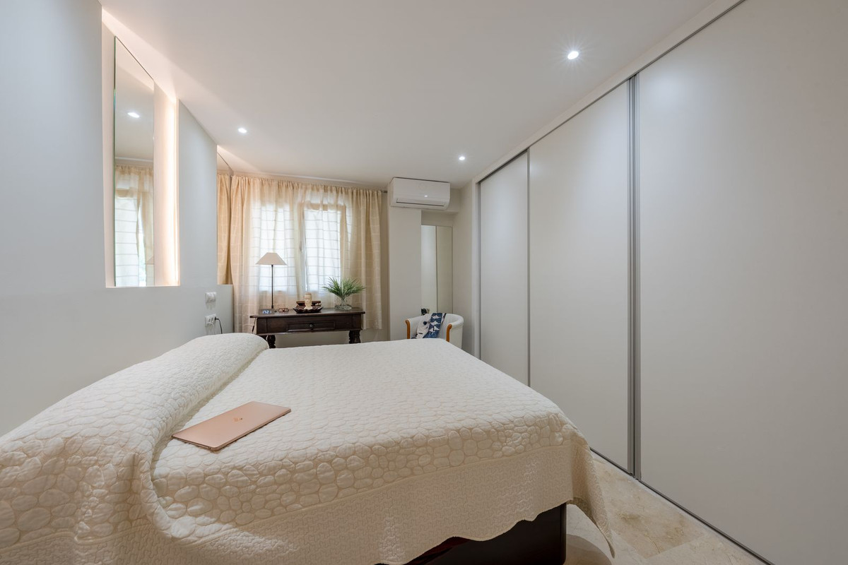 2 Bed Apartment for sale in Marbella Costa Del Sol, Málaga, Spain