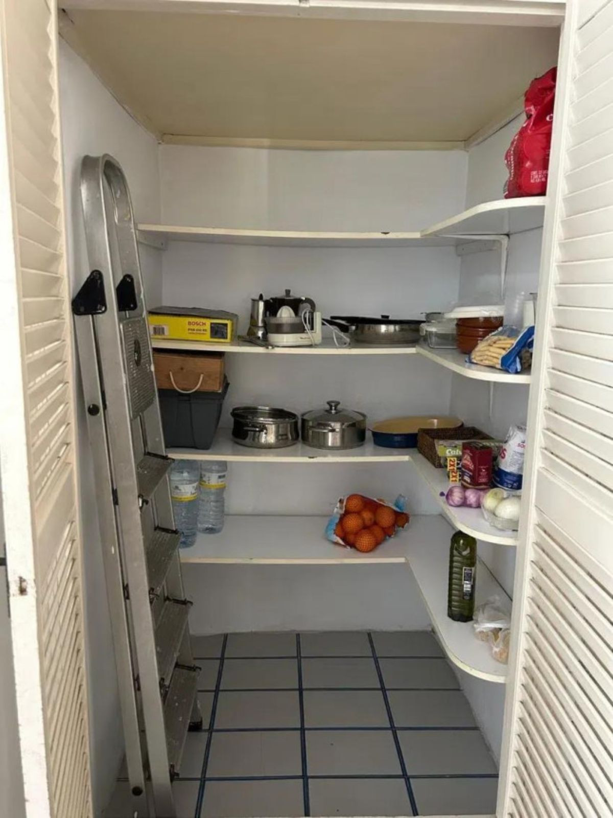 Se vende Apartamento Planta Media de 3 dormitorios en Costa Del Sol, Málaga, España