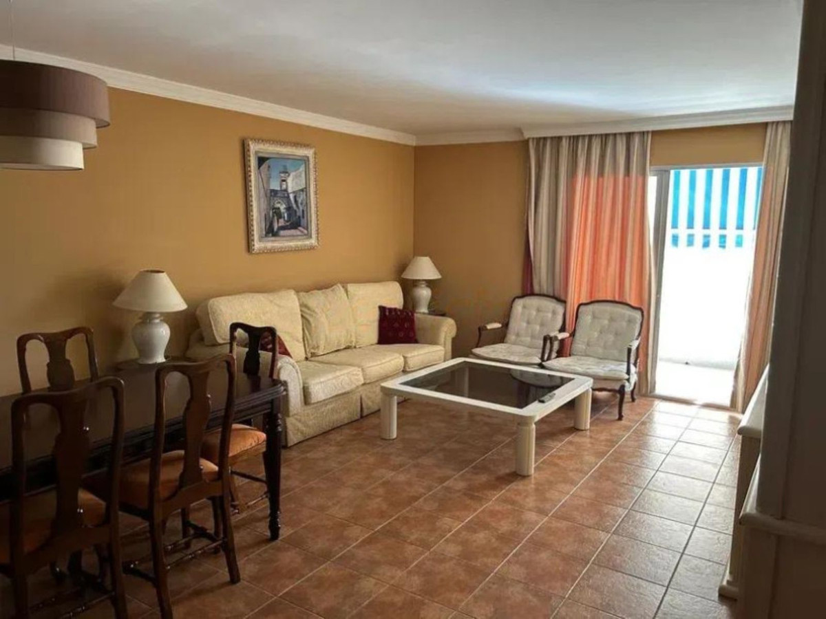 Se vende Apartamento Planta Media de 3 dormitorios en Costa Del Sol, Málaga, España