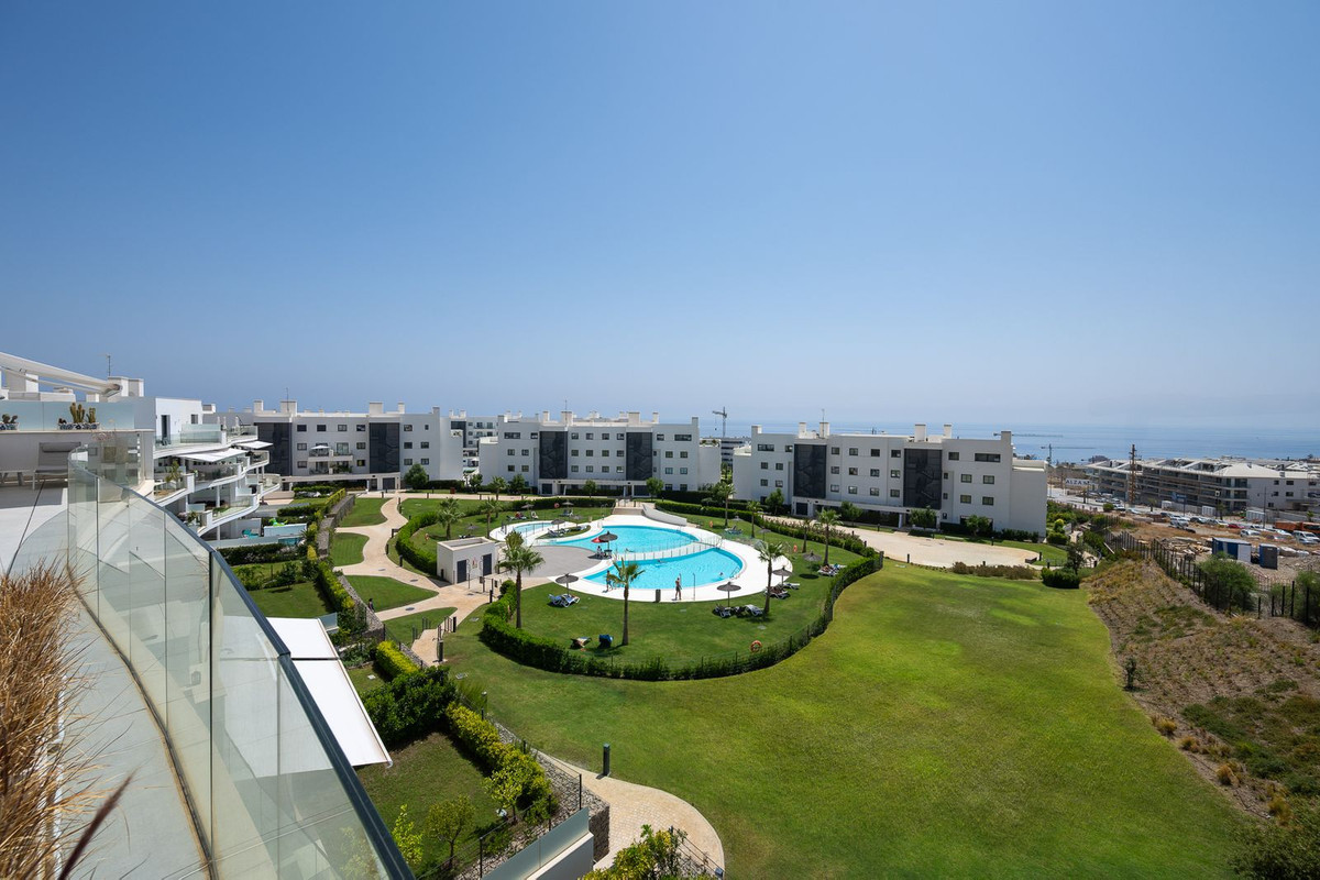 3 Bed Apartment for sale in Fuengirola Costa Del Sol, Málaga, Spain
