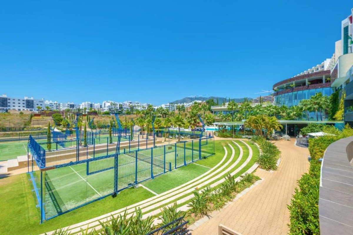 3 Bed Apartment for sale in Fuengirola Costa Del Sol, Málaga, Spain