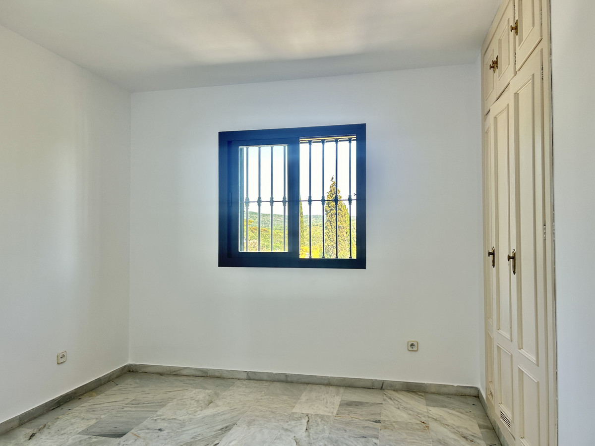 Se vende Dúplex de 4 dormitorios en Costa Del Sol, Cadiz, España