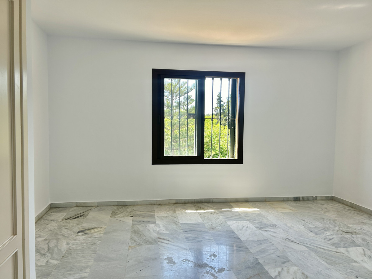 Se vende Dúplex de 4 dormitorios en Costa Del Sol, Cadiz, España