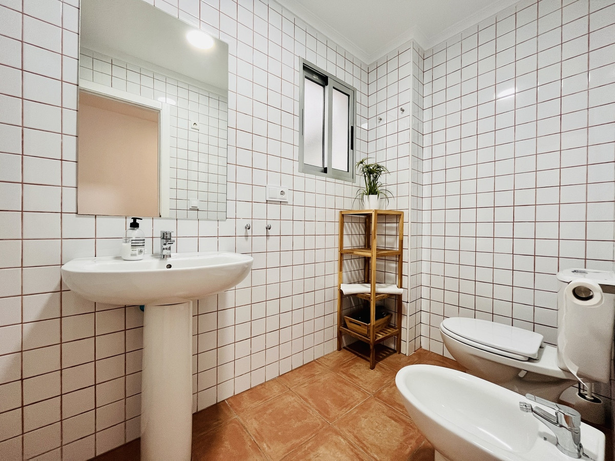 3 Bed Apartment for sale in Guardamar Del Segura Costa Blanca, Alicante, Spain