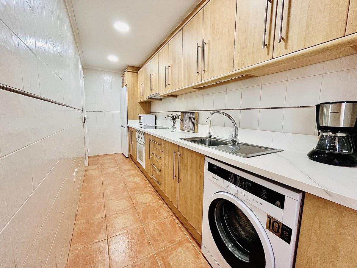 3 Bed Apartment for sale in Guardamar Del Segura Costa Blanca, Alicante, Spain
