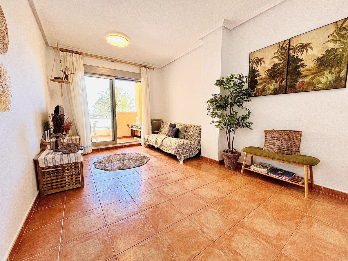 3 Bed Apartment for sale in Guardamar Del Segura Costa Blanca, Alicante, Spain