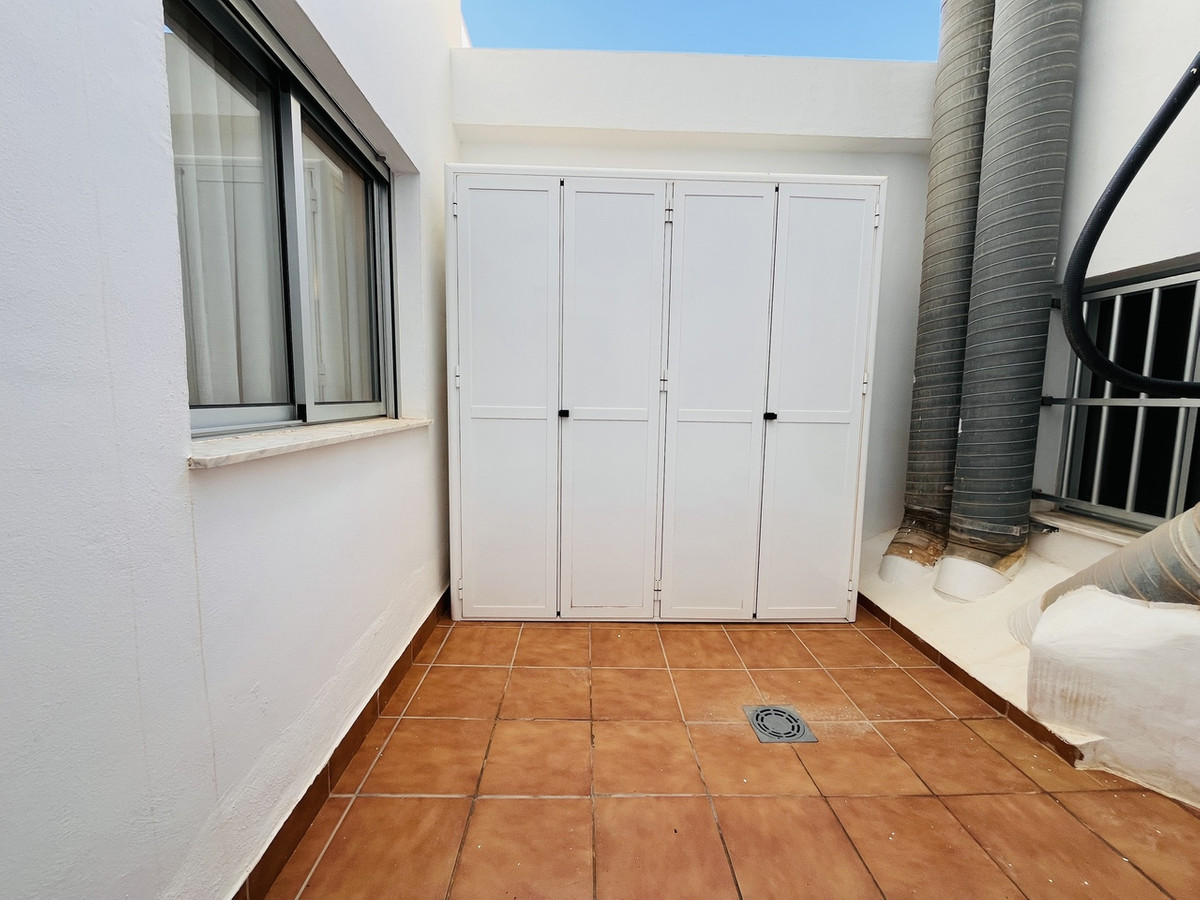 3 Bed Apartment for sale in Guardamar Del Segura Costa Blanca, Alicante, Spain