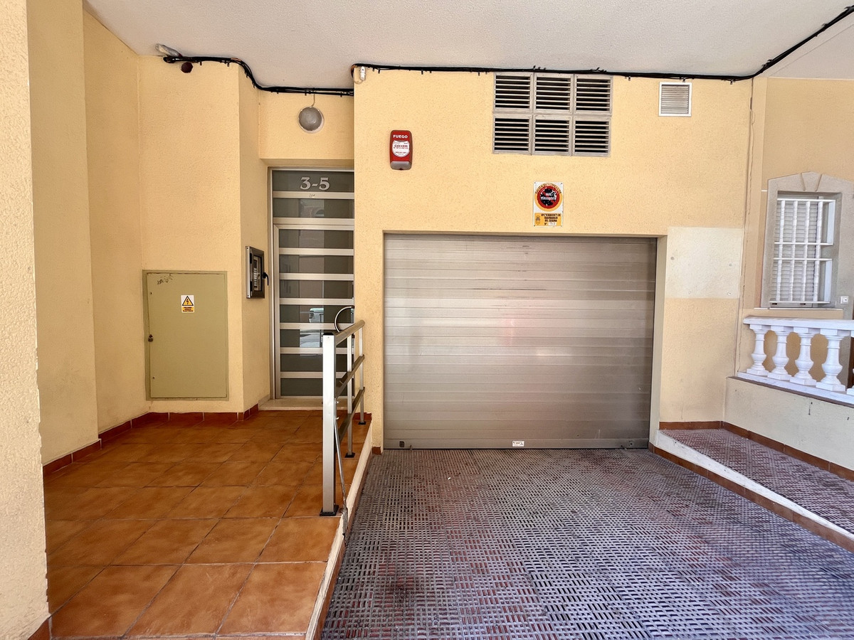 3 Bed Apartment for sale in Guardamar Del Segura Costa Blanca, Alicante, Spain