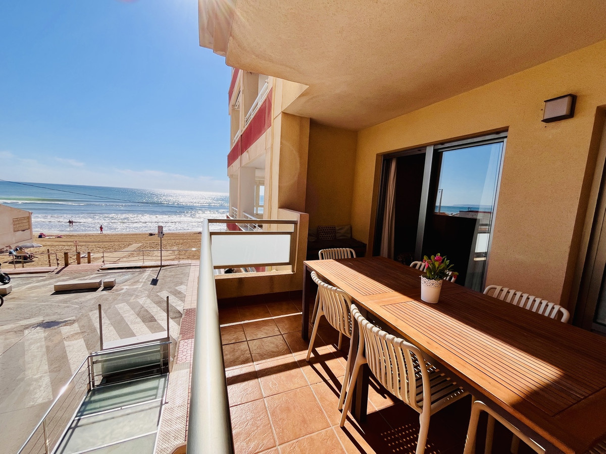 3 Bed Apartment for sale in Guardamar Del Segura Costa Blanca, Alicante, Spain