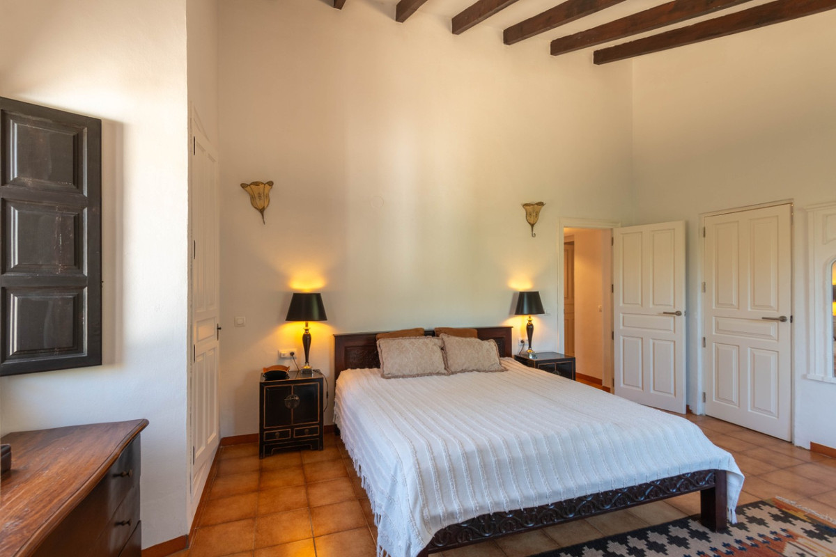6 Bed Townhouse for sale in Javea Costa Blanca, Alicante, Spain