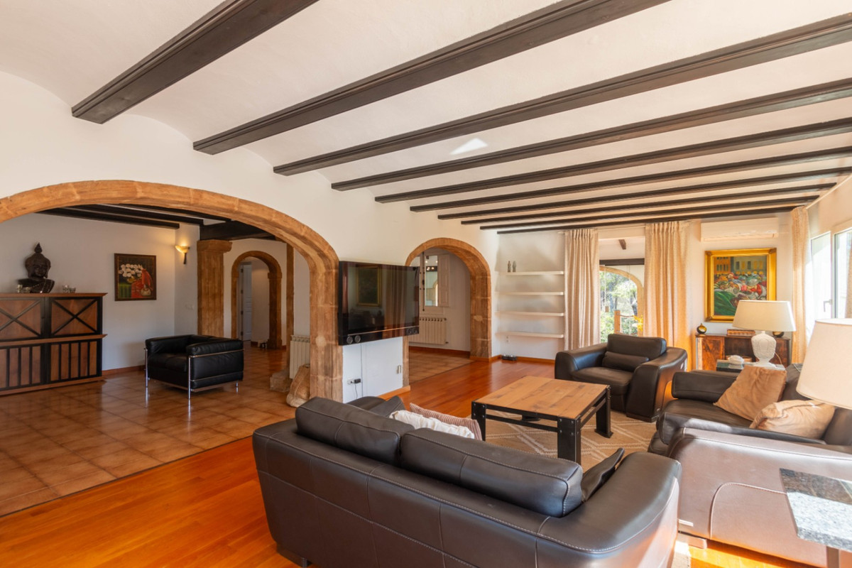 6 Bed Townhouse for sale in Javea Costa Blanca, Alicante, Spain
