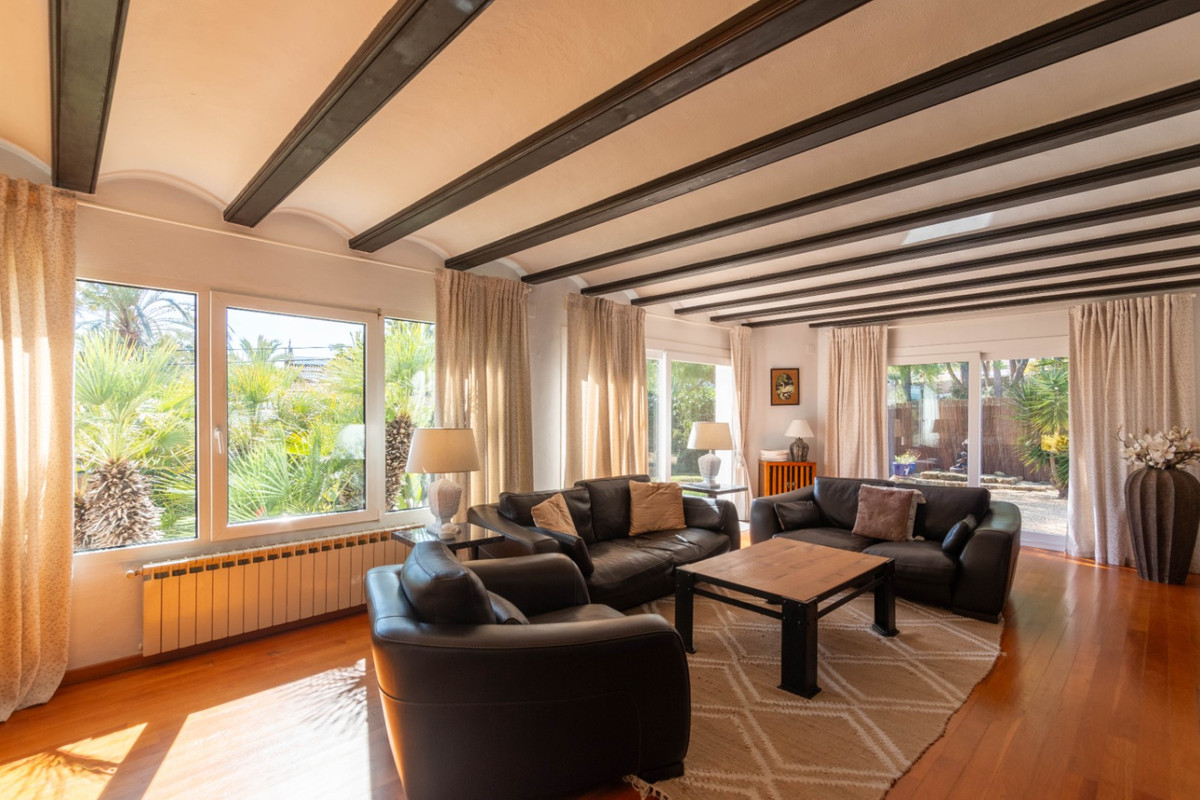 6 Bed Townhouse for sale in Javea Costa Blanca, Alicante, Spain