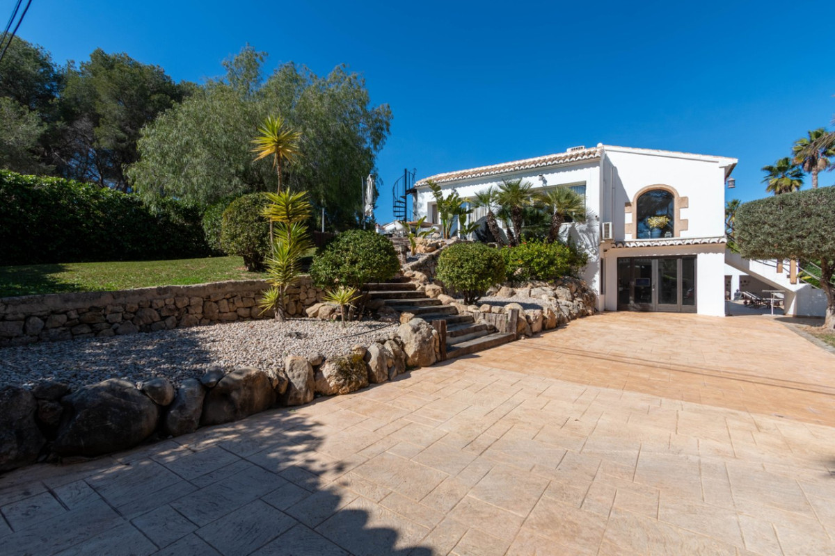 6 Bed Townhouse for sale in Javea Costa Blanca, Alicante, Spain
