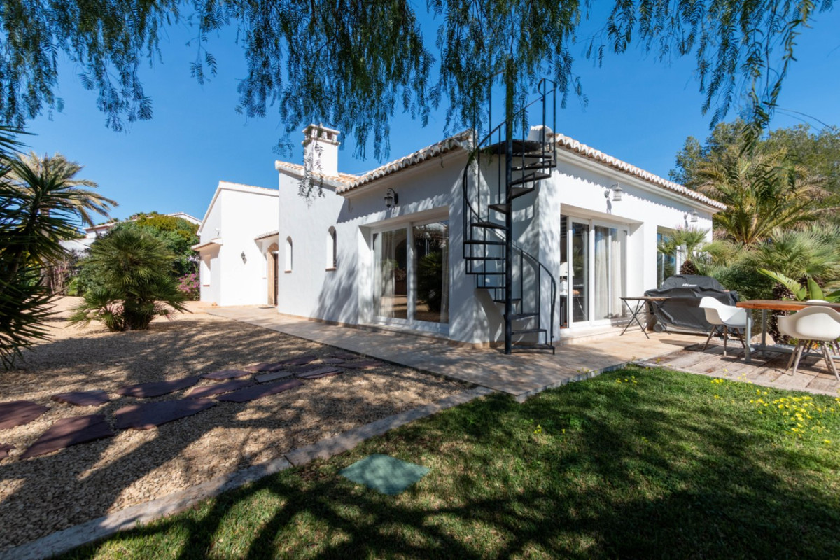 6 Bed Townhouse for sale in Javea Costa Blanca, Alicante, Spain