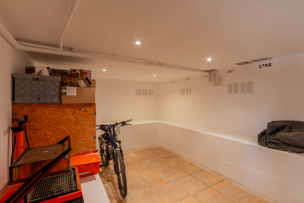 6 Bed Townhouse for sale in Javea Costa Blanca, Alicante, Spain