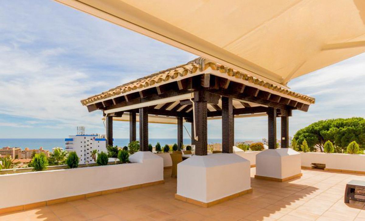 4 Bed Apartment for sale in Montemar Costa Del Sol, Málaga, Spain
