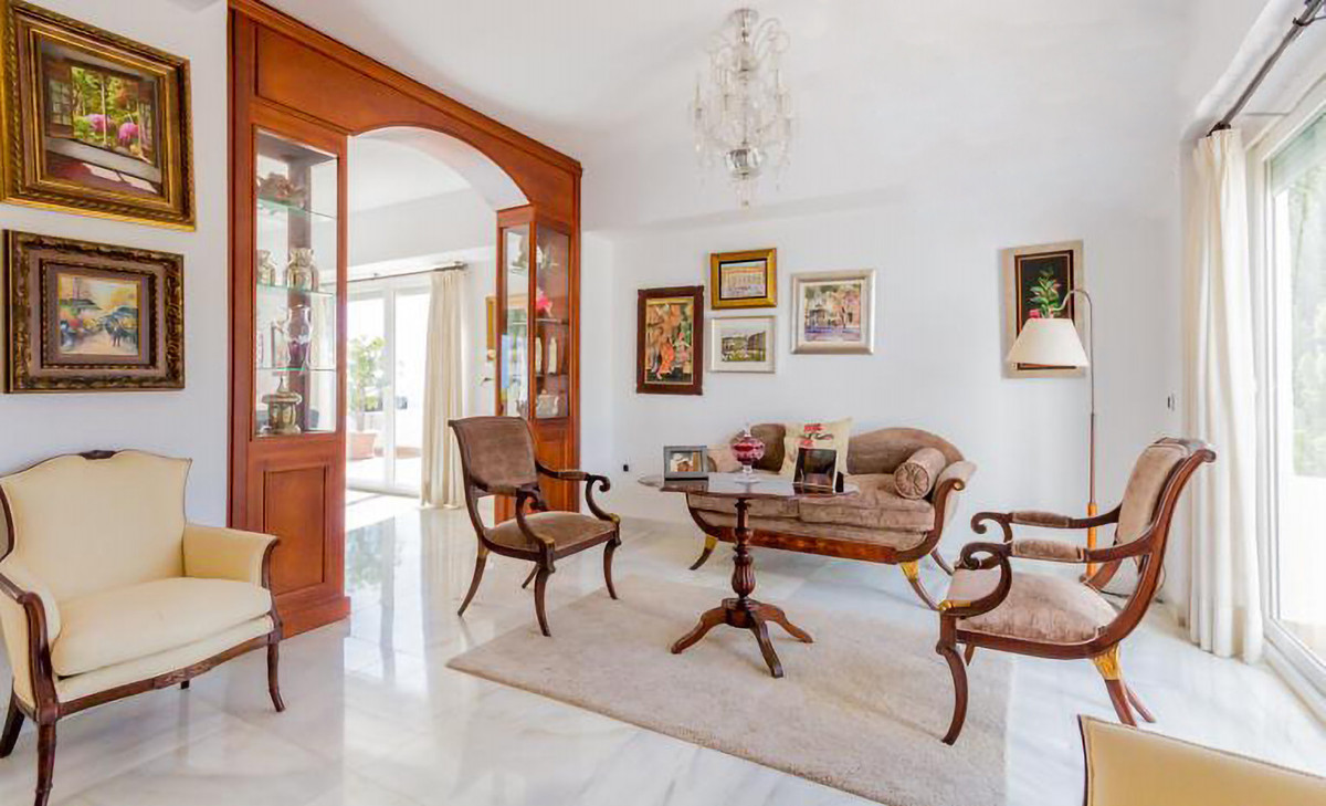 4 Bed Apartment for sale in Montemar Costa Del Sol, Málaga, Spain