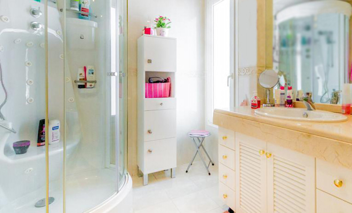 4 Bed Apartment for sale in Montemar Costa Del Sol, Málaga, Spain