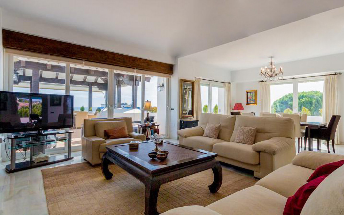 4 Bed Apartment for sale in Montemar Costa Del Sol, Málaga, Spain