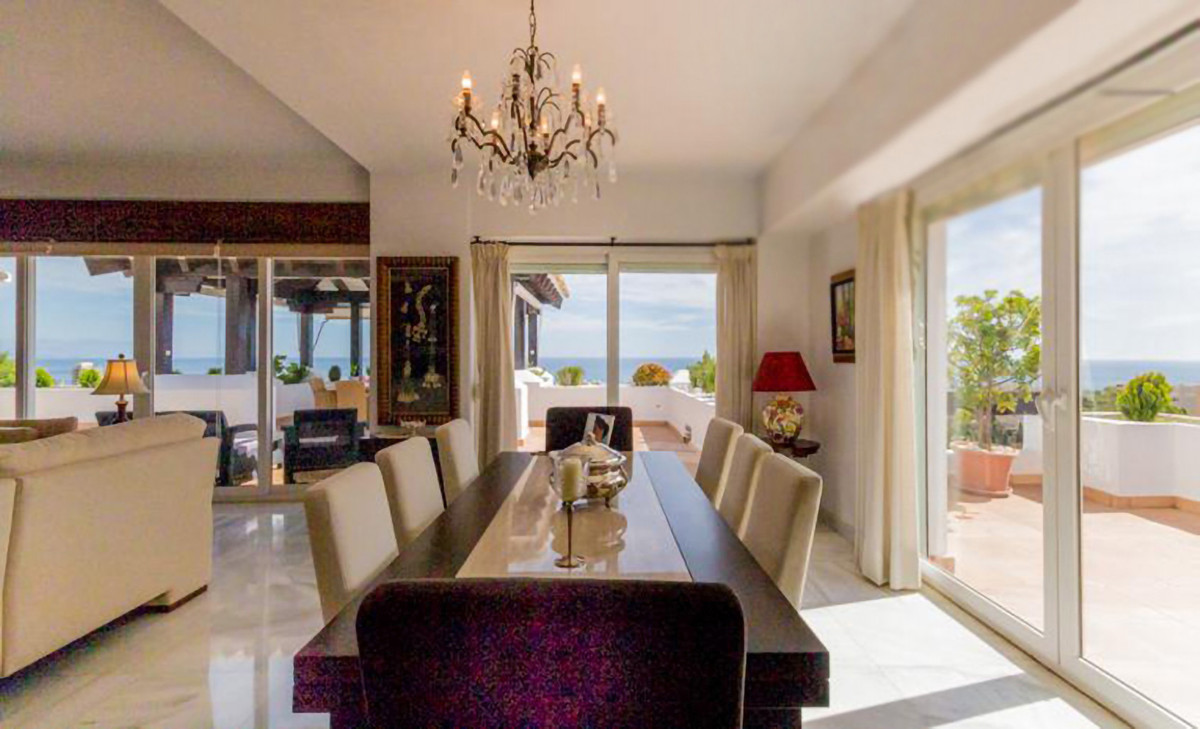 4 Bed Apartment for sale in Montemar Costa Del Sol, Málaga, Spain