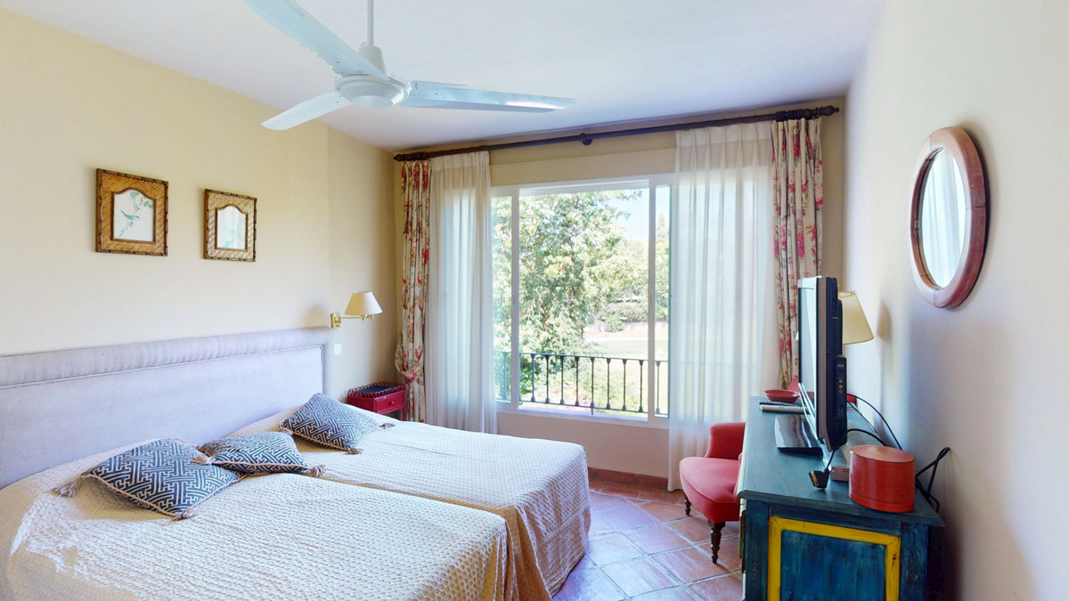 4 Bed Apartment for sale in Guadalmina Alta Costa Del Sol, Málaga, Spain