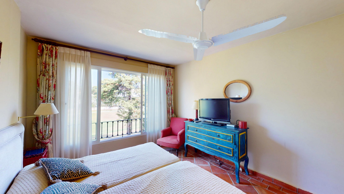 4 Bed Apartment for sale in Guadalmina Alta Costa Del Sol, Málaga, Spain