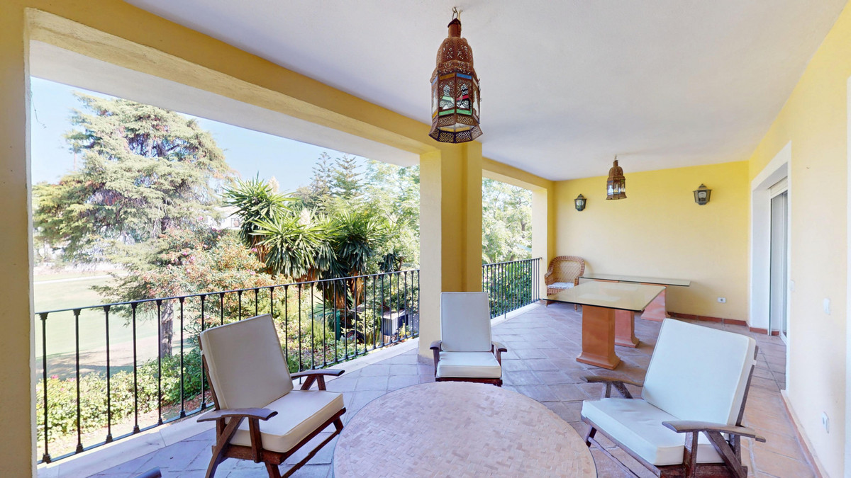 4 Bed Apartment for sale in Guadalmina Alta Costa Del Sol, Málaga, Spain