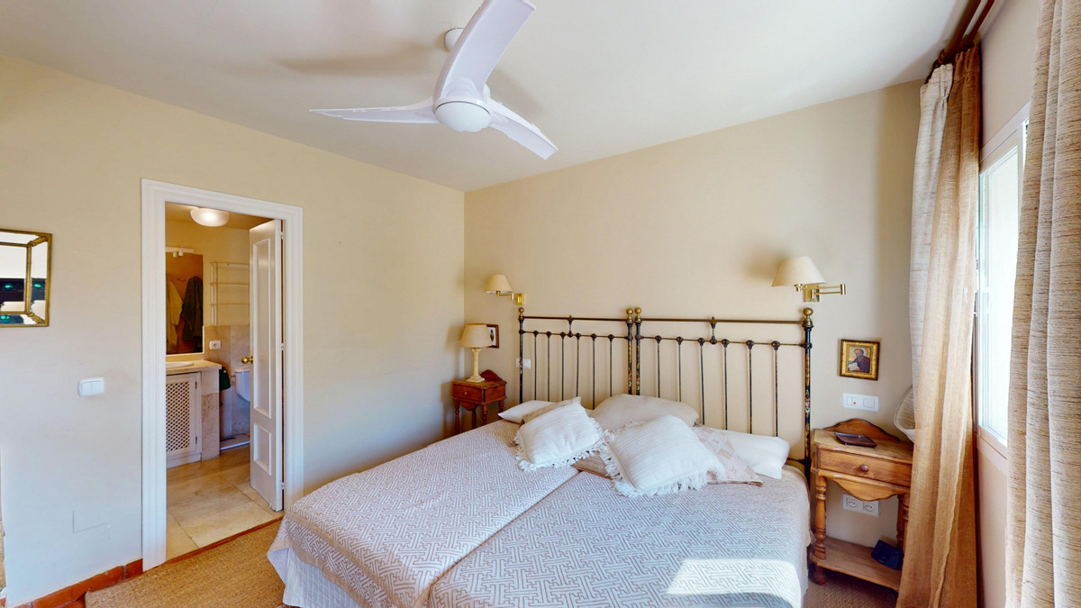 4 Bed Apartment for sale in Guadalmina Alta Costa Del Sol, Málaga, Spain