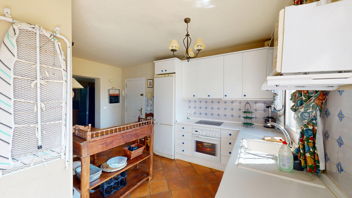 4 Bed Apartment for sale in Guadalmina Alta Costa Del Sol, Málaga, Spain