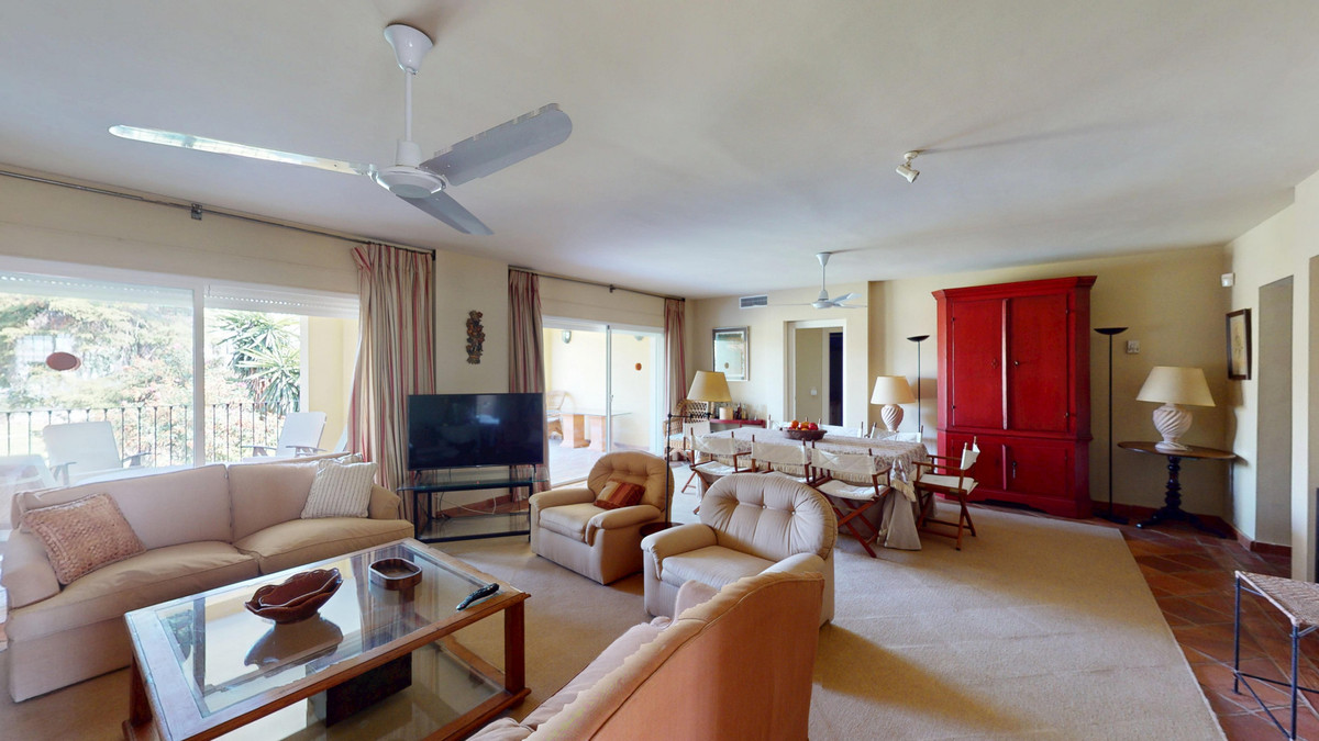 4 Bed Apartment for sale in Guadalmina Alta Costa Del Sol, Málaga, Spain
