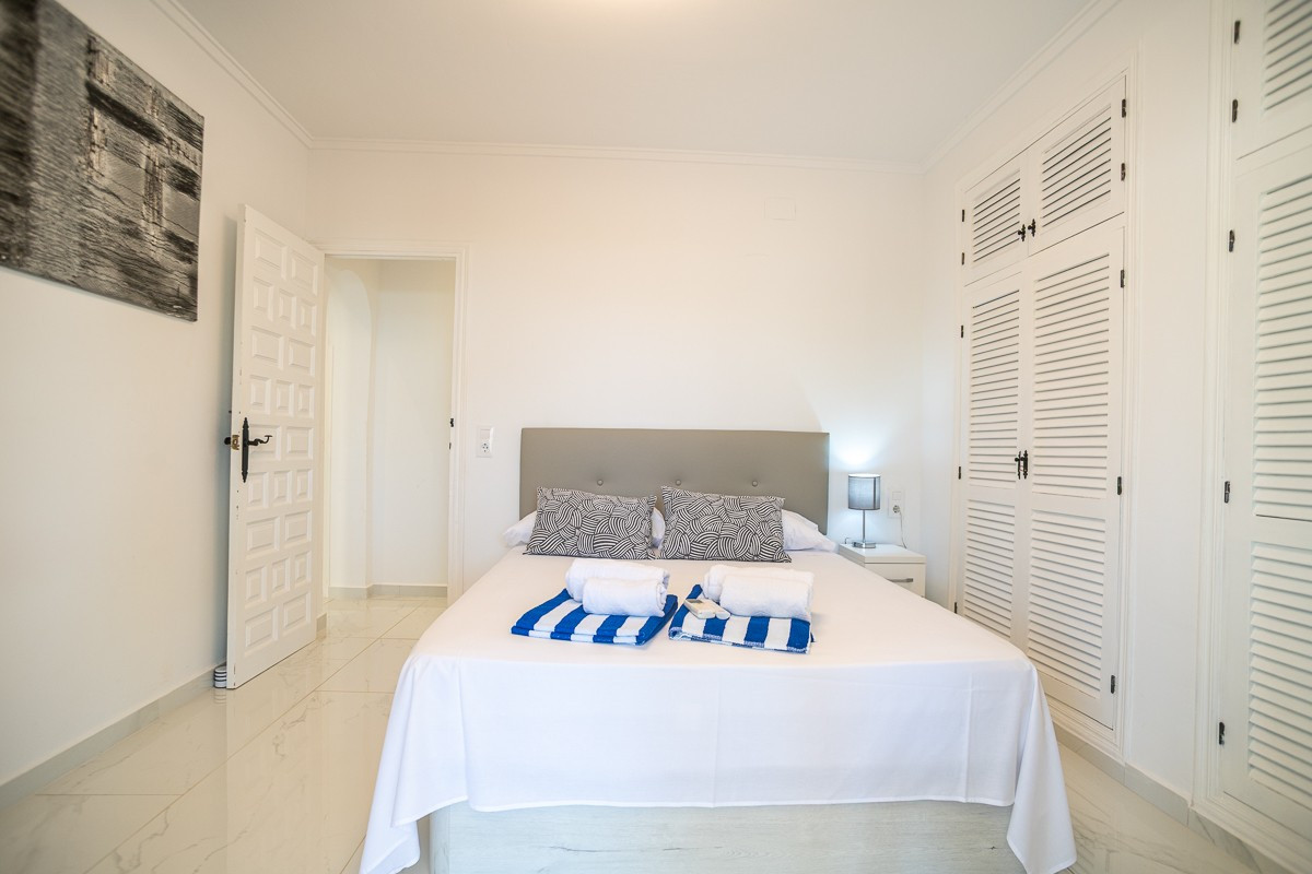 Se vende Villa - Chalet de 3 dormitorios en Costa Blanca, Alicante, España