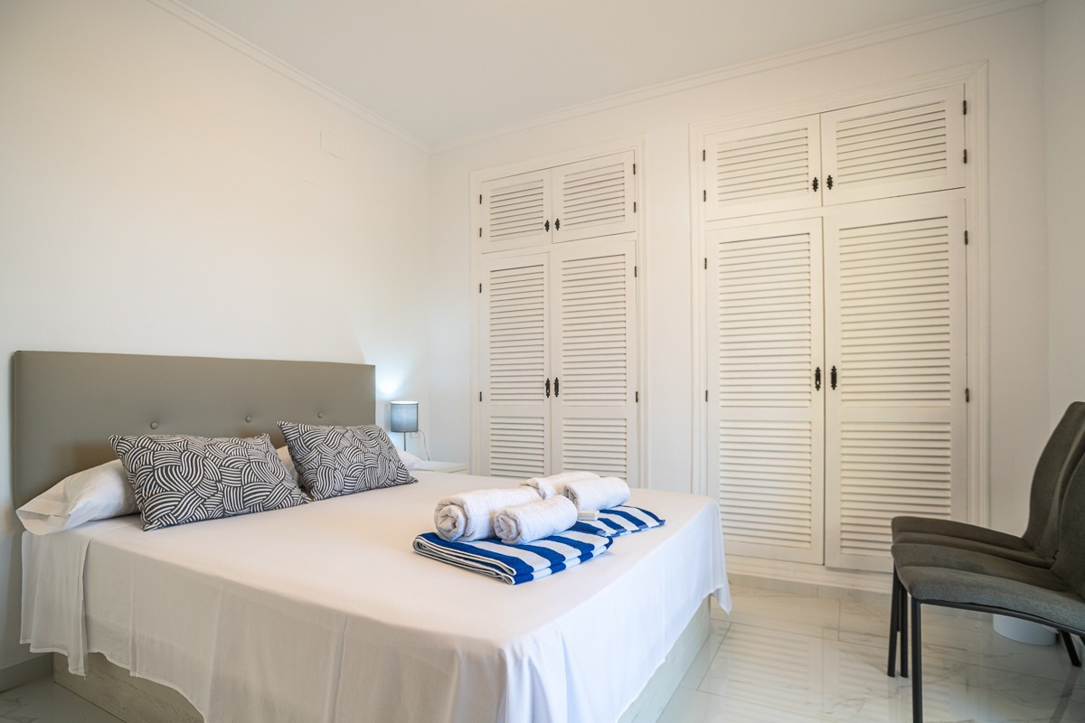 Se vende Villa - Chalet de 3 dormitorios en Costa Blanca, Alicante, España