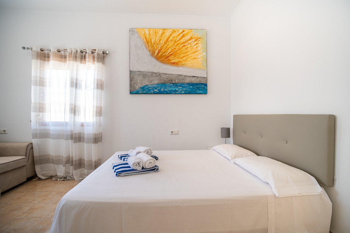 Se vende Villa - Chalet de 3 dormitorios en Costa Blanca, Alicante, España