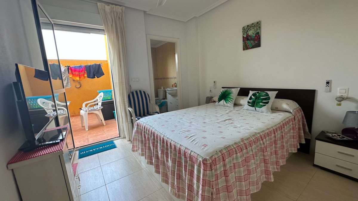 Se vende Bungalow de 2 dormitorios en Costa Blanca, Alicante, España