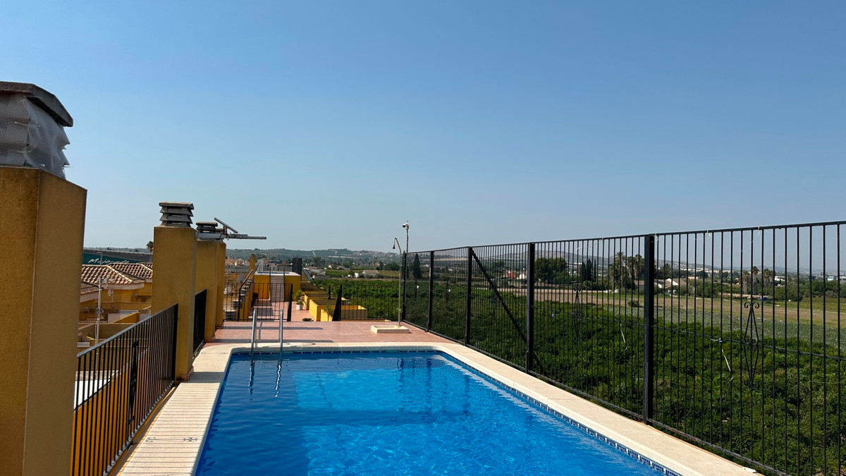 Se vende Bungalow de 2 dormitorios en Costa Blanca, Alicante, España