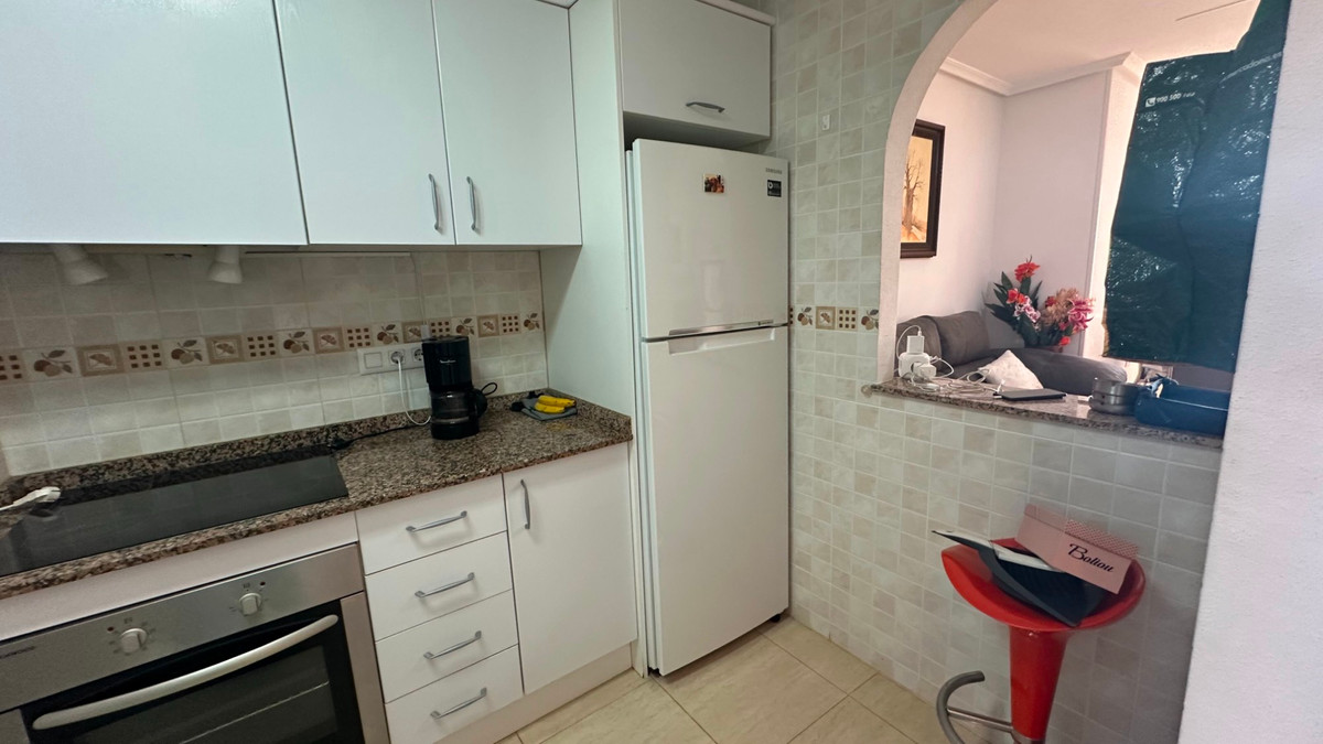 Se vende Bungalow de 2 dormitorios en Costa Blanca, Alicante, España