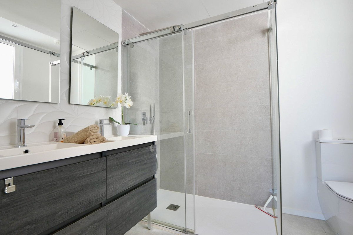 2 Bed Apartment for sale in La Cala De Mijas Costa Del Sol, Málaga, Spain