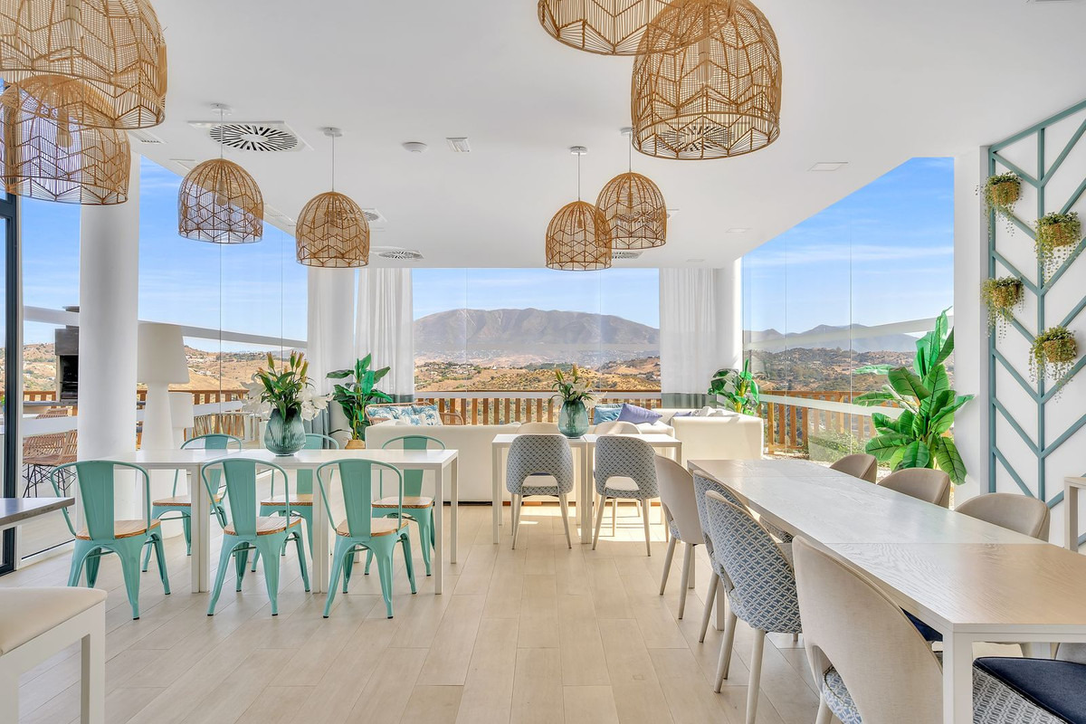 3 Bed Apartment for sale in La Cala De Mijas Costa Del Sol, Málaga, Spain