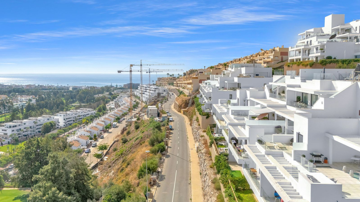 3 Bed Apartment for sale in La Cala De Mijas Costa Del Sol, Málaga, Spain