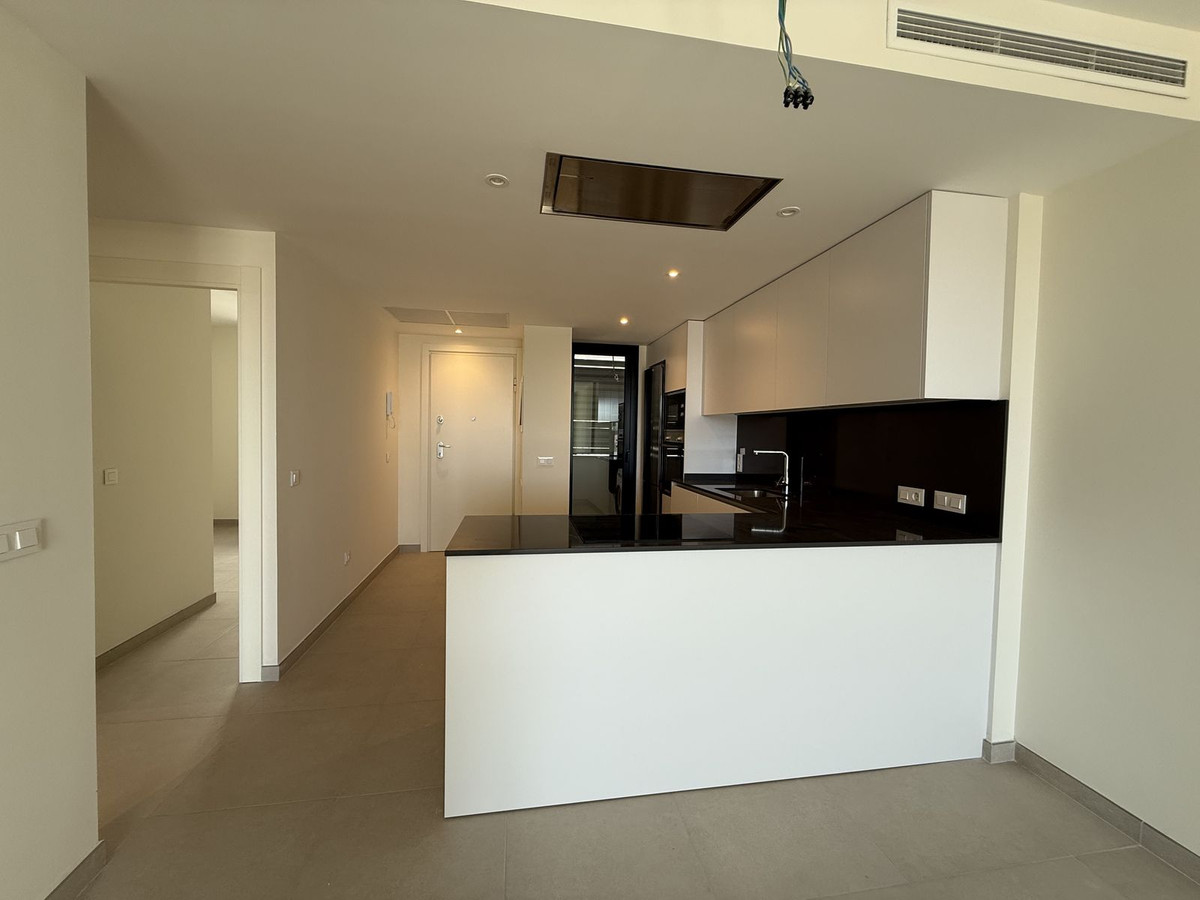 Se vende Apartamento Planta Media de 2 dormitorios en Costa Del Sol, Málaga, España