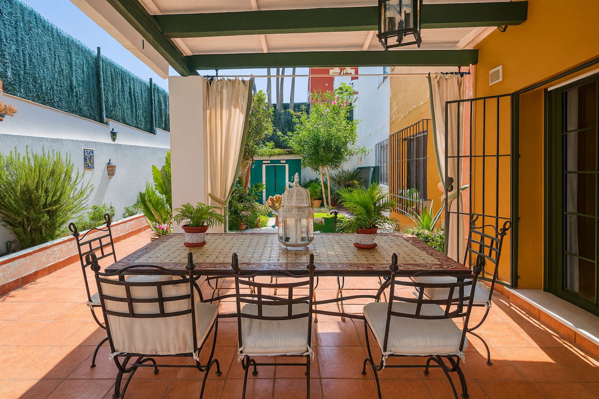 Se vende Apartamento Planta Baja de 3 dormitorios en Costa Del Sol, Málaga, España