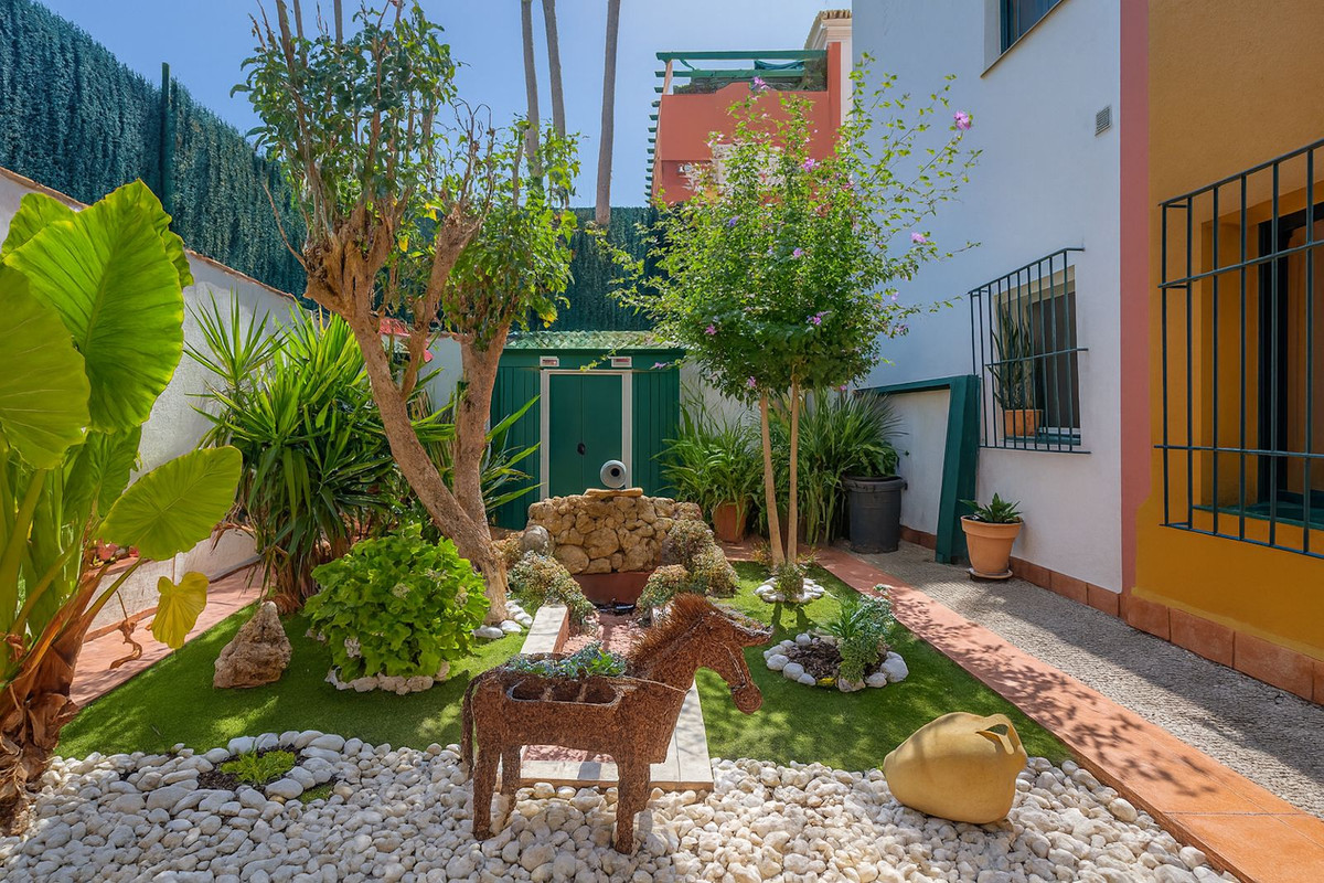 Se vende Apartamento Planta Baja de 3 dormitorios en Costa Del Sol, Málaga, España