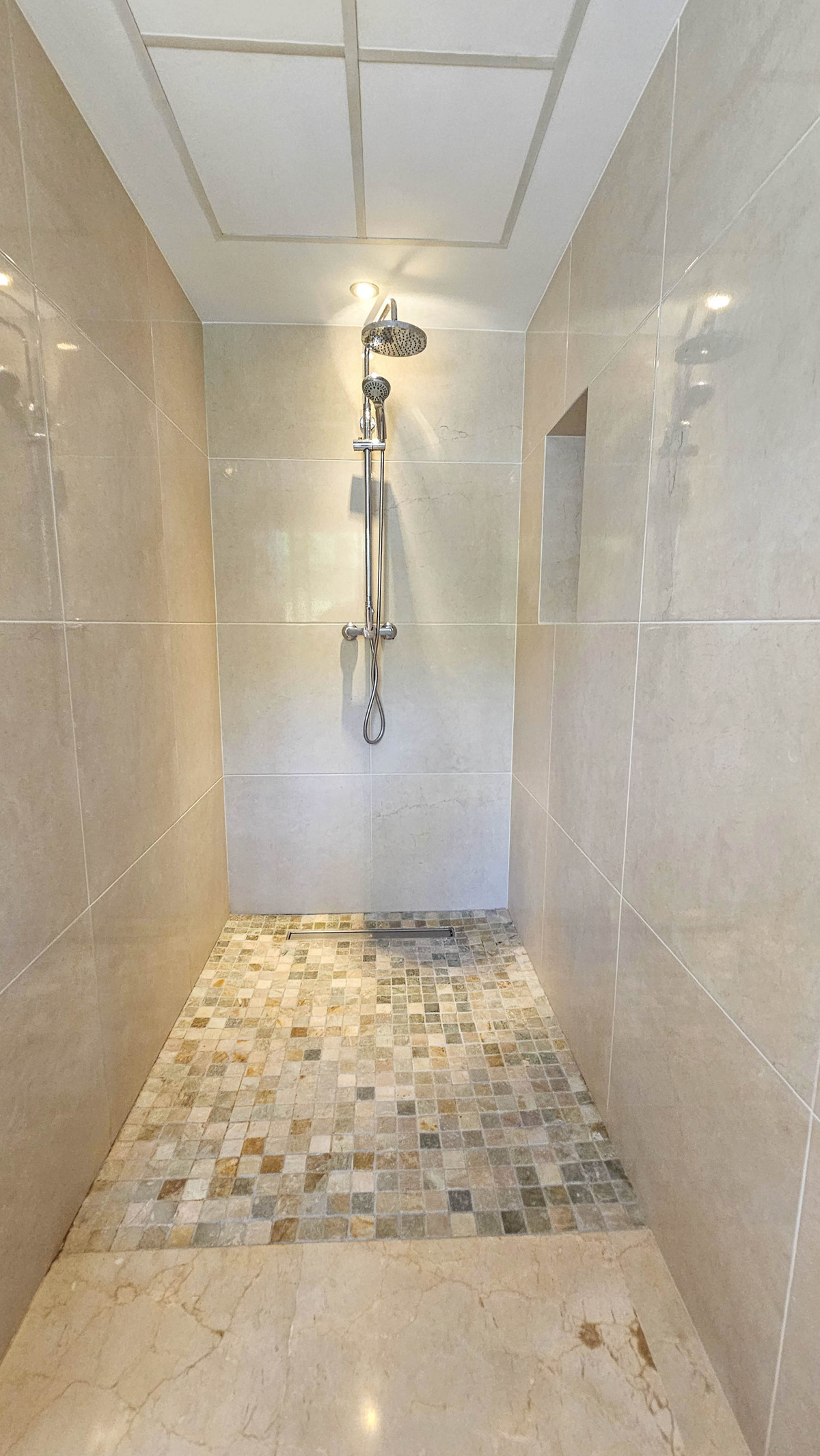 4 Bed Townhouse for sale in La Duquesa Costa Del Sol, Málaga, Spain
