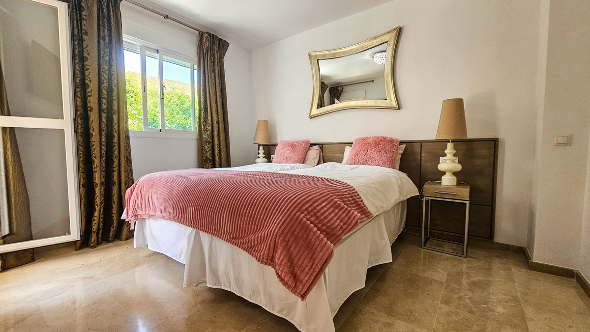 4 Bed Townhouse for sale in La Duquesa Costa Del Sol, Málaga, Spain