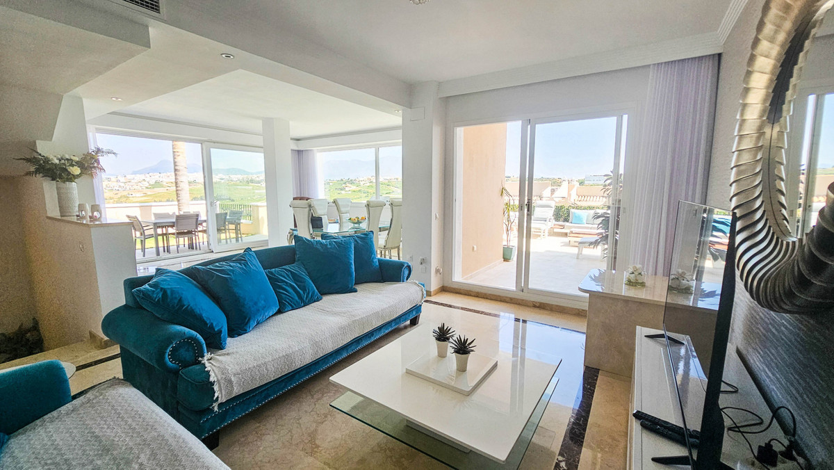 4 Bed Townhouse for sale in La Duquesa Costa Del Sol, Málaga, Spain