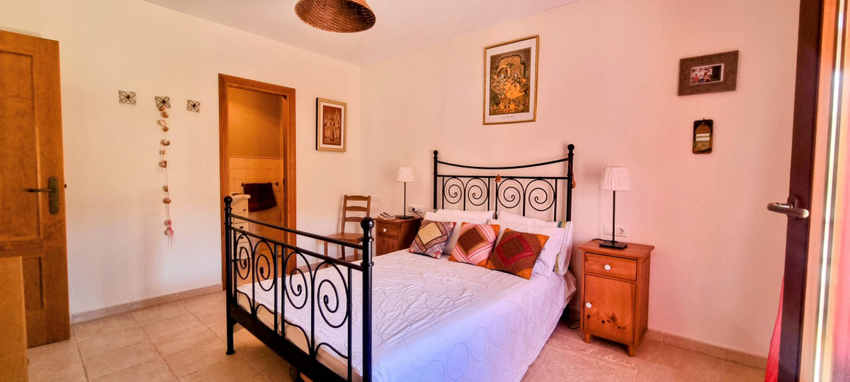 Se vende Villa - Chalet de 4 dormitorios en Costa Del Sol, Málaga, España