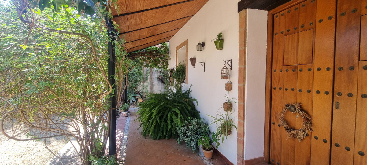 Se vende Villa - Chalet de 4 dormitorios en Costa Del Sol, Málaga, España